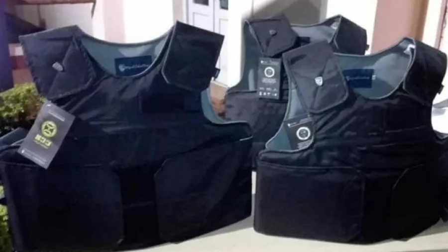 La provincia concretó la compra de 500 chalecos antibalas para la Policía La provincia concretó la compra de 500 chalecos antibalas para la Policía