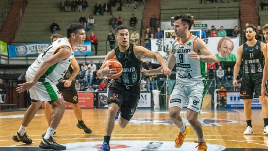 Estudiantes vs Estudiantes 