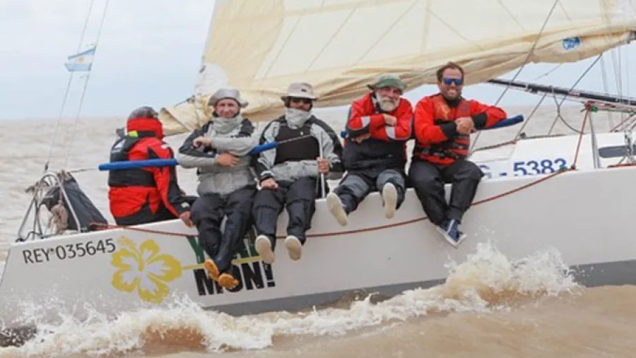 Velero del Club Náutico Paraná hizo podio en la regata Buenos Aires-Mar del Plata
