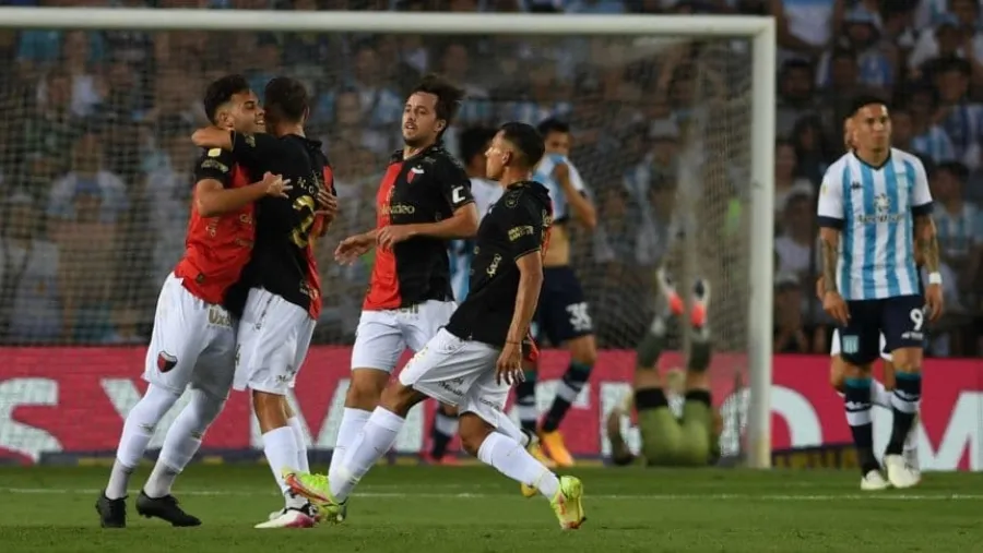 Colón recibe a Atlético Tucumán antes de sus compromisos más importantes