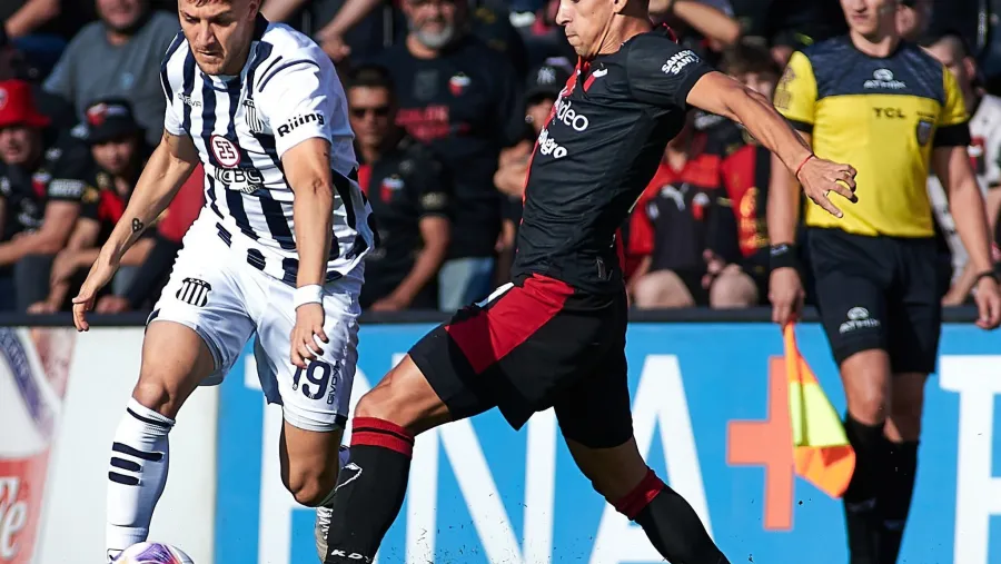 Fútbol: Colón no pudo aguantar con diez y Talleres se lo empató en el final Fútbol: Colón no pudo aguantar con diez y Talleres se lo empató en el final