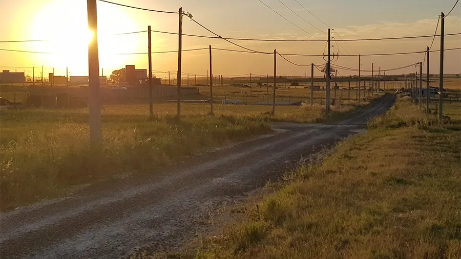 Los vecinos de Colonia Ensayo (Departamento Diamante) lograron una primera respuesta por parte de la Justicia para protegerse de las aplicaciones de agrotóxicos. Los vecinos de Colonia Ensayo (Departamento Diamante) lograron una primera respuesta por parte de la Justicia para protegerse de las aplicaciones de agrotóxicos.