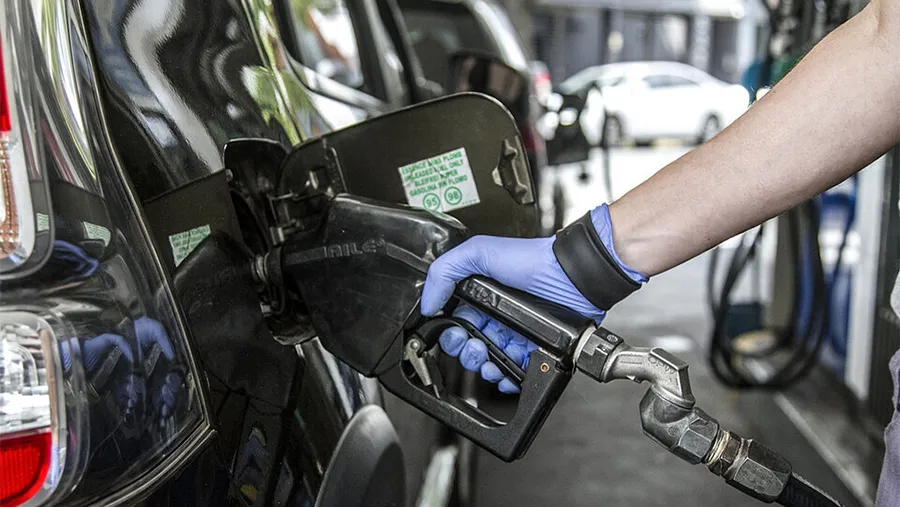 El precio aumentó en todas las estaciones de servicio del país. El precio aumentó en todas las estaciones de servicio del país.