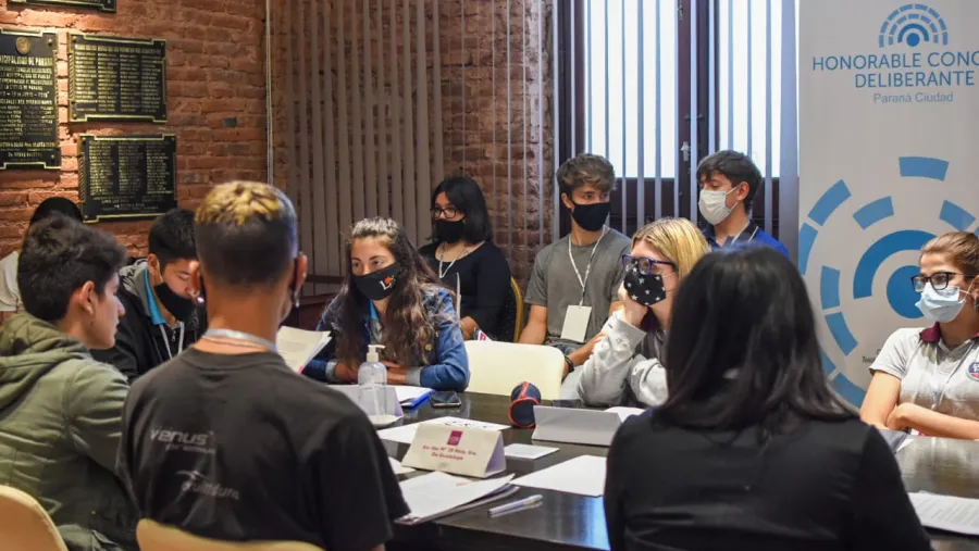 El lunes sesionará el Concejo Deliberante Estudiantil