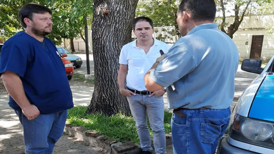 Leonardo Hassel con comisario Ernesto Frabricius