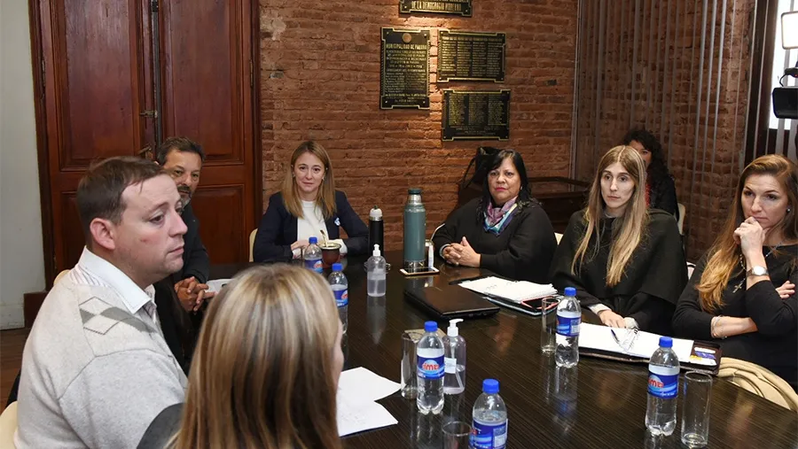 El Ejecutivo Municipal de Paraná presentó a los concejales los alcances del programa de Residuos Sólidos Urbanos.