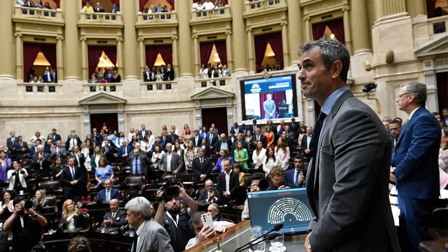 El presidente Javier Milei firmó el decreto para convocar desde el 26 de febrero hasta el 31 de enero a sesiones extraordinarias, con el objetivo de lograr la aprobación de las reformas que plantea.