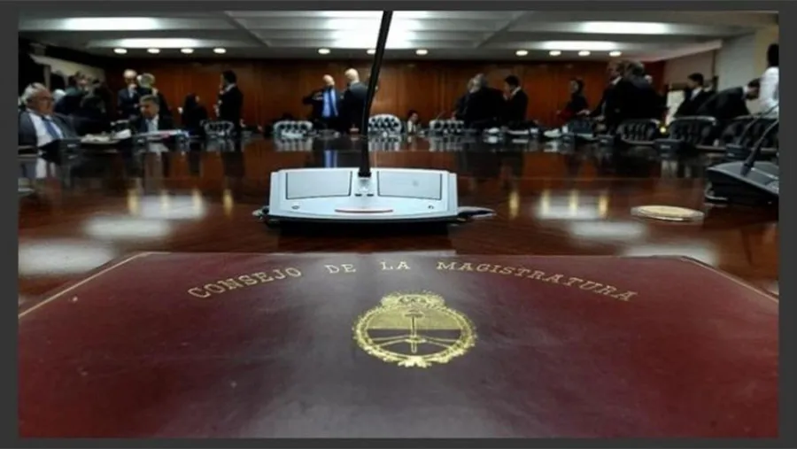 Solo uno de los seis miembros que representan al Congreso va por la reelección de su banca. Se trata de la diputada del Frente de Todos, Vanesa Siley, que tiene muchas chances de ser relecta. Solo uno de los seis miembros que representan al Congreso va por la reelección de su banca. Se trata de la diputada del Frente de Todos, Vanesa Siley, que tiene muchas chances de ser relecta.