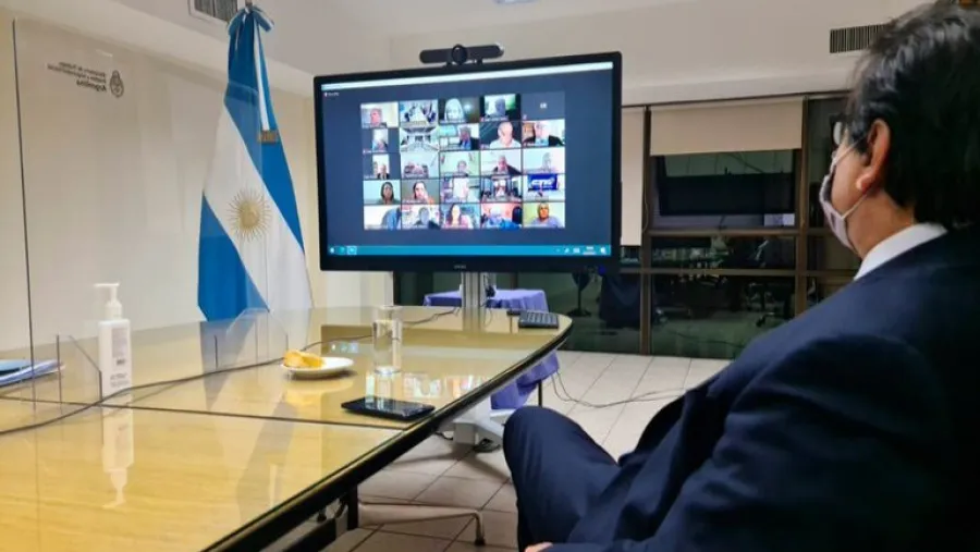 El gobierno adelantó al martes la convocatoria al Consejo del Salario Mínimo