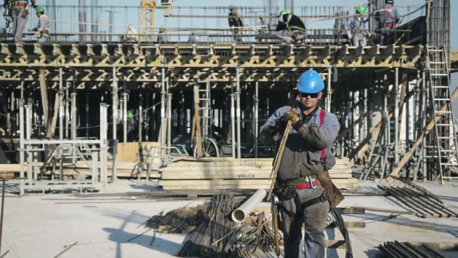 La construcción subió 2% en octubre y cortó racha de dos caídas consecutivas