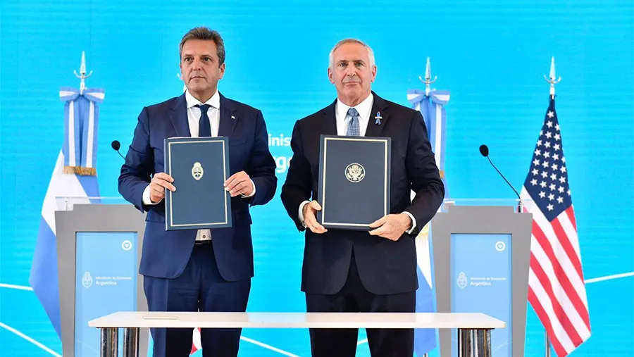 Cuándo y cómo comenzará a regir el convenio entre ambos países, que podría ser el puntapié inicial para un nuevo blanqueo de capitales. Cuándo y cómo comenzará a regir el convenio entre ambos países, que podría ser el puntapié inicial para un nuevo blanqueo de capitales.