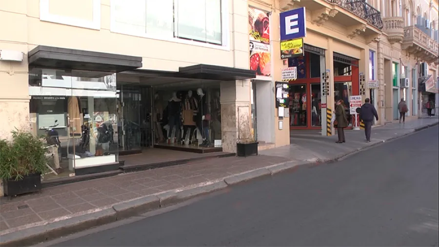 comercio Paraná cerrado por Covid