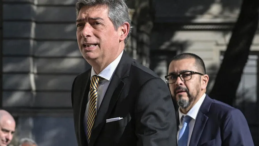 Horacio Rosatti y Silvio Robles en la mira de la Comisión de juicio político por maniobras irregulares. Horacio Rosatti y Silvio Robles en la mira de la Comisión de juicio político por maniobras irregulares.