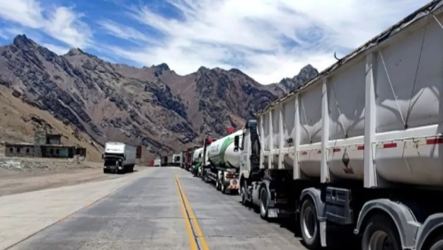 Preocupa a transportistas entrerrianos el corte del principal paso fronterizo con Chile