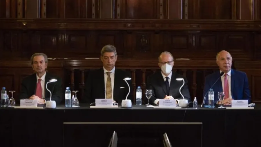 La Corte Suprema asumió la conducción del Consejo de la Magistratura La Corte Suprema asumió la conducción del Consejo de la Magistratura
