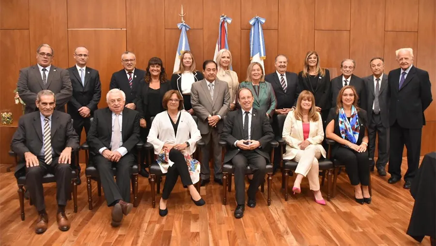 Integrantes de las Cortes judiciales de las provincias se reunieron en Paraná, en el primer encuentro de este año. Integrantes de las Cortes judiciales de las provincias se reunieron en Paraná, en el primer encuentro de este año.