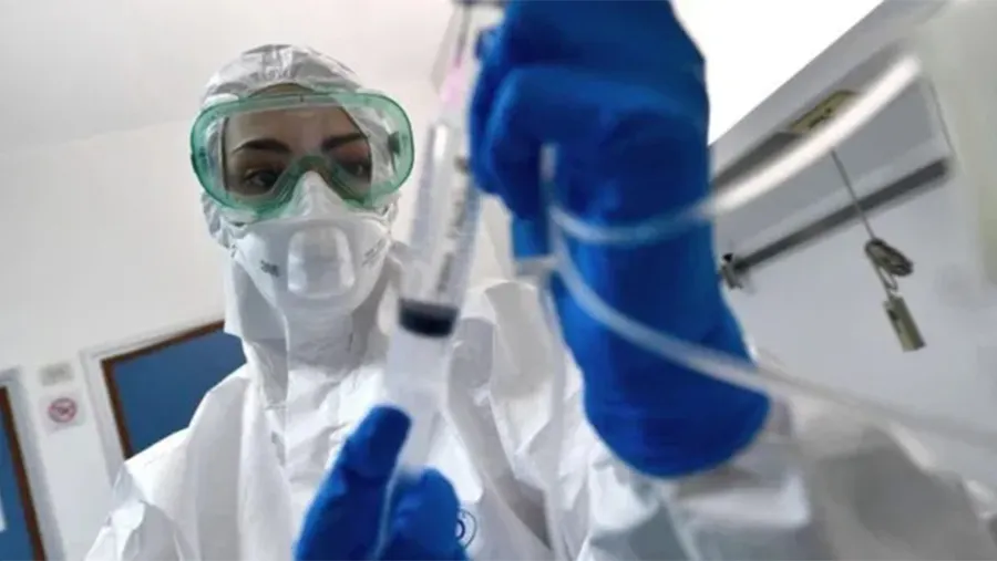 En total los pacientes con coronavirus suman 122.985 y lamentablemente los decesos ascienden a un total de 4.450 personas.