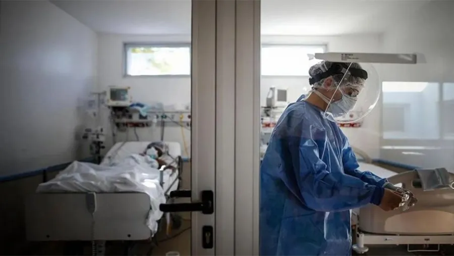 El país atraviesa una racha de seis semanas consecutivas con tendencia decreciente de contagios de Covid, destacó en un informe el Ministerio de Salud de la Nación. El país atraviesa una racha de seis semanas consecutivas con tendencia decreciente de contagios de Covid, destacó en un informe el Ministerio de Salud de la Nación.