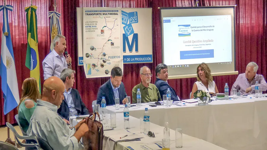 En el encuentro del Comité para el Desarrollo de la Cuenca del Río Uruguay, la provincia presentó el desarrollo del transporte multimodal.
