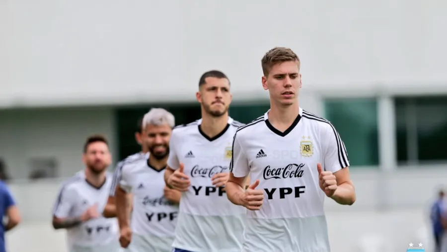 Copa América: Saravia o Foyth, la única duda de Scaloni para enfrentar a Venezuela