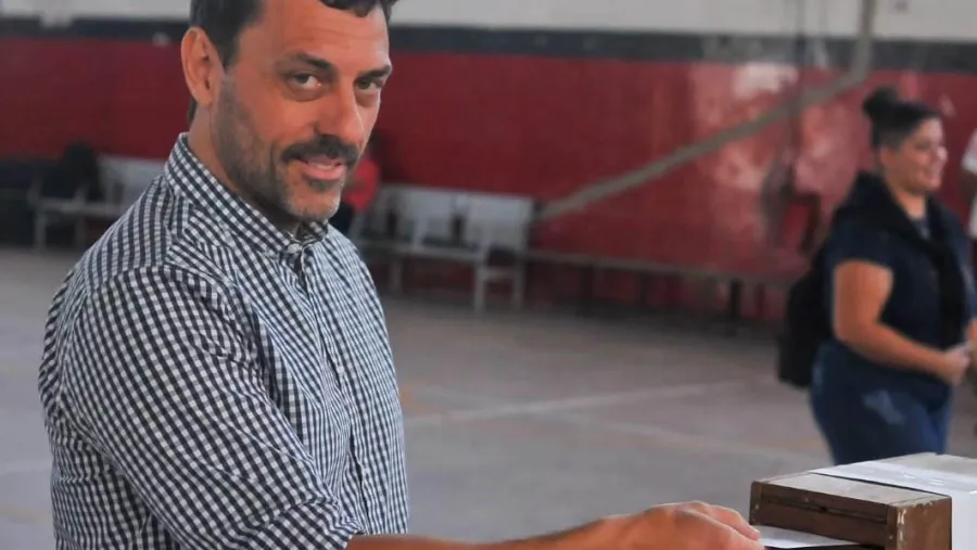 Dante Molina rechazó las Sociedades Anónimas Deportivas: “Los clubes son de los socios” Dante Molina rechazó las Sociedades Anónimas Deportivas: “Los clubes son de los socios”