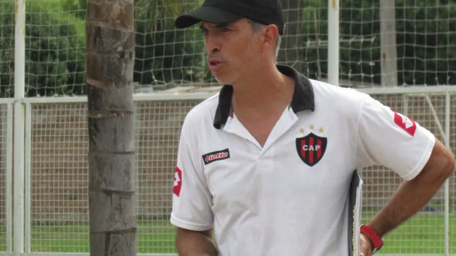 De León tomó las riendas de Patronato, mientras le buscan un sucesor a Sciacqua