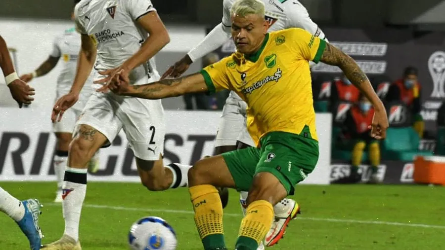 Defensa y Justicia se quedó con las manos vacías sobre el final ante la Liga de Quito