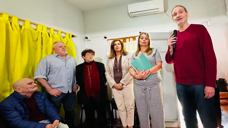 Paraná inauguró su Casa del Básquet con la presencia de autoridades Paraná inauguró su Casa del Básquet con la presencia de autoridades