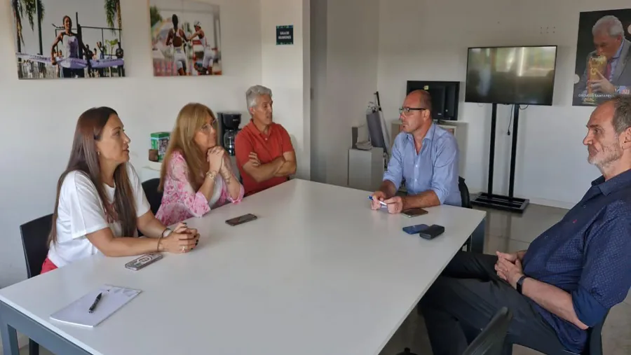 Entre Ríos y Santa Fe fortalecen los lazos deportivos rumbo a los Juegos Odesur Entre Ríos y Santa Fe fortalecen los lazos deportivos rumbo a los Juegos Odesur