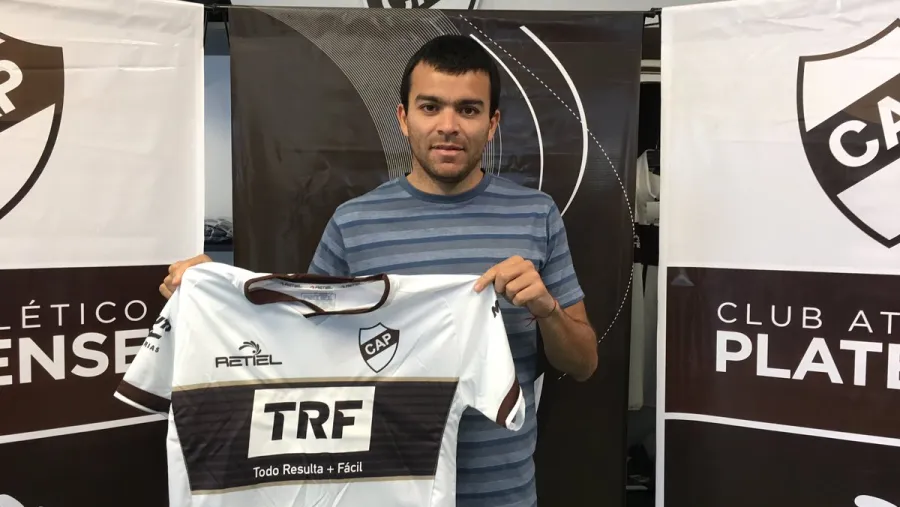 El entrerriano Facundo Curuchet seguirá vistiendo la camiseta de Platense
