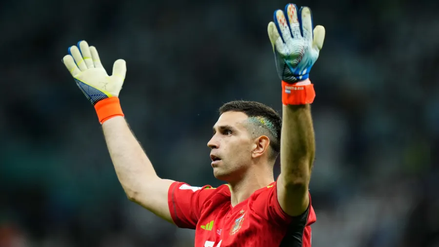 Emiliano “Dibu” Martínez es el segundo mejor arquero del mundo para la IFFHS