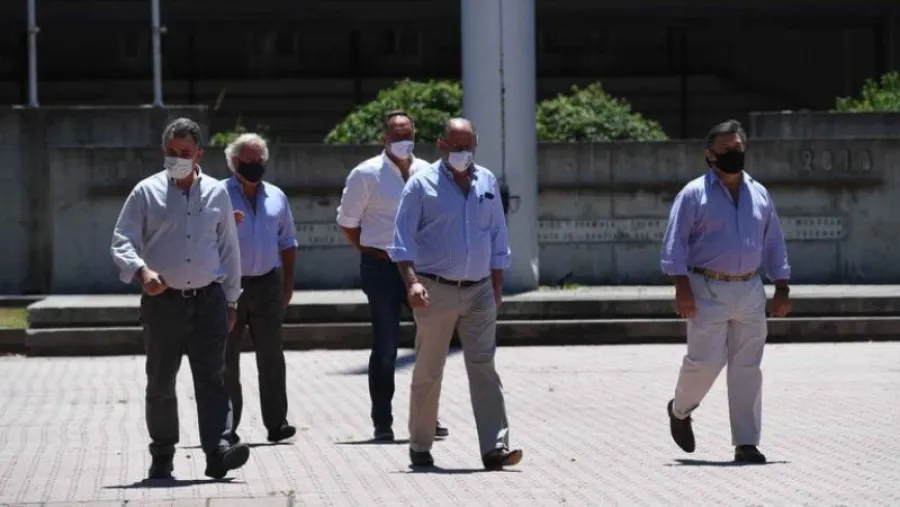 Achetoni, Chemes y Pelegrina, los tres dirigentes que participaron en la conferencia de prensa en la SRA, en Palermo