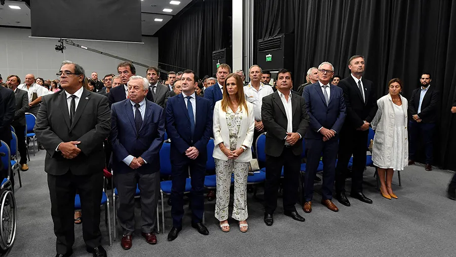 Diversos dirigentes destacaron el discurso del gobernador Gustavo Bordet al inaugurar el 141° período de sesiones ordinarias de la Legislatura Provincial. Diversos dirigentes destacaron el discurso del gobernador Gustavo Bordet al inaugurar el 141° período de sesiones ordinarias de la Legislatura Provincial.