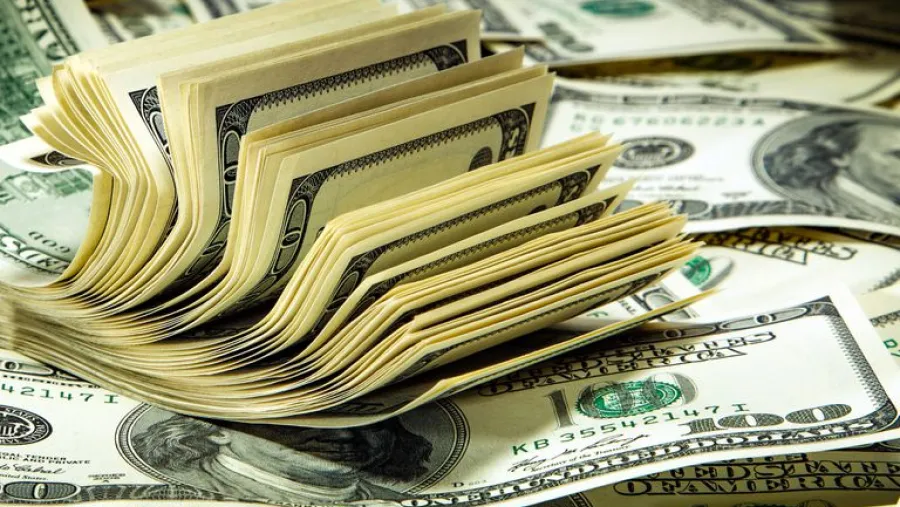 dólar dólar