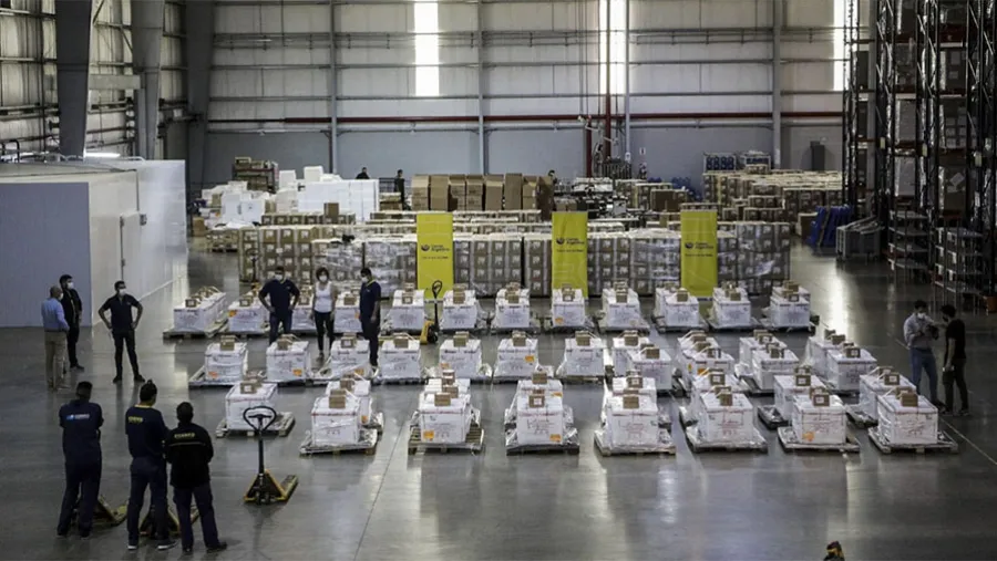 Trescientas mil dosis de vacunas llegaron en esta primera etapa desde Rusia.