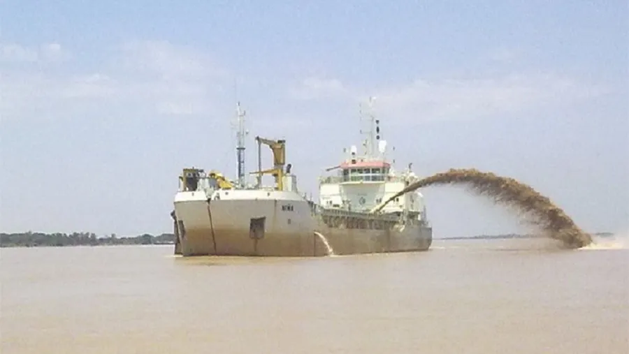 Imagen de archivo de la profundización artificial del río Paraná.