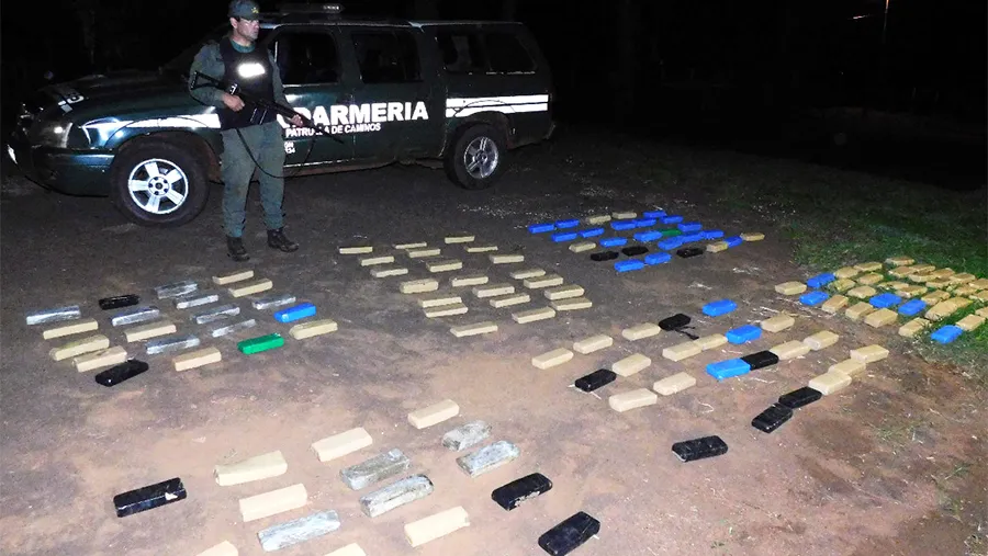 Personal dependiente del Escuadrón 10 “Eldorado” de Gendarmería Nacional incautó un total de 91 kilos con 916 gramos de marihuana.