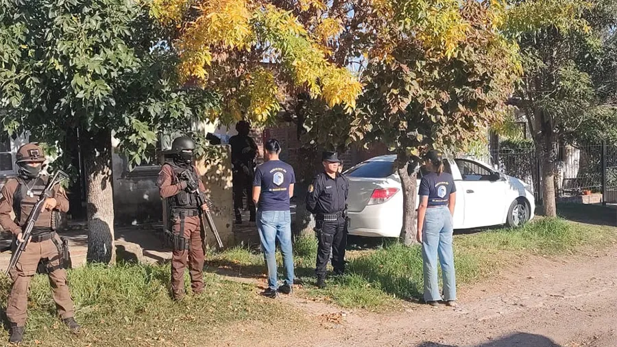 Los procedimientos se realizaron en Ramírez (Departamento Diamante), donde hubo tres detenidos y se secuestró 3 kilos de marihuana.