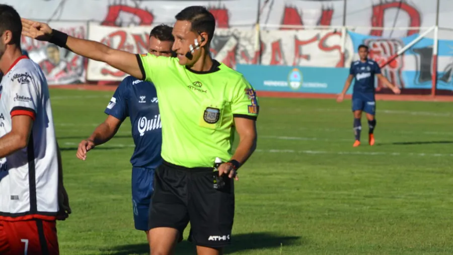Fútbol: Adrián Franklin será el árbitro de la visita de Patronato a Maipú de Mendoza