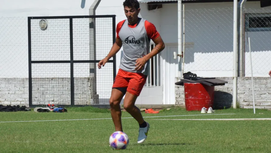 Por lesión, Matías Ruiz Díaz será baja en Patronato lo que resta de la Primera Nacional