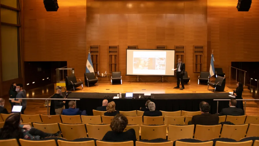 Reunión entre investigadores argentinos e israelíes para potenciar la cooperación en Covid