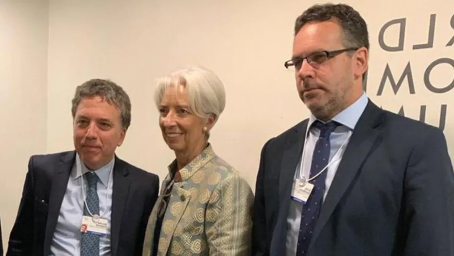 Imagen de archivo de Dujovne y Sandleris cuando se reunieron con Christine Lagarde en Japón.