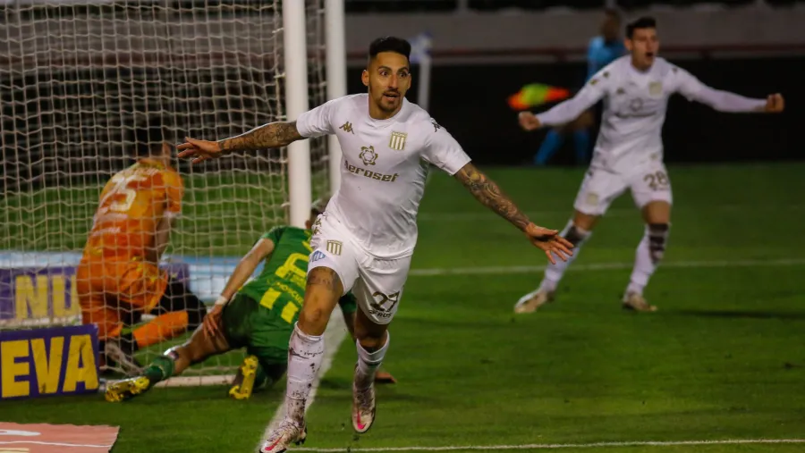 Racing superó a Aldosivi y recuperó la sonrisa en Mar del Plata