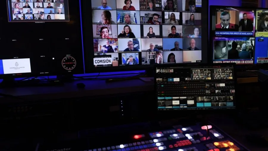 Sin cambios, el oficialismo avanzó con el dictamen del proyecto de teletrabajo Sin cambios, el oficialismo avanzó con el dictamen del proyecto de teletrabajo