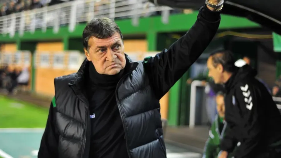 Superliga: Julio Falcioni afrontará su cuarto ciclo en Banfield