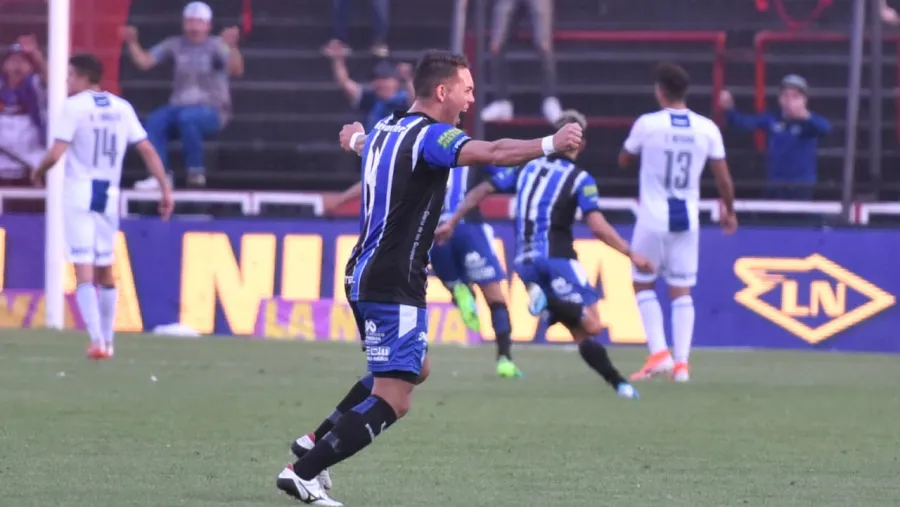 Copa Argentina: Almagro pudo con Talleres y será rival de River en cuartos de final