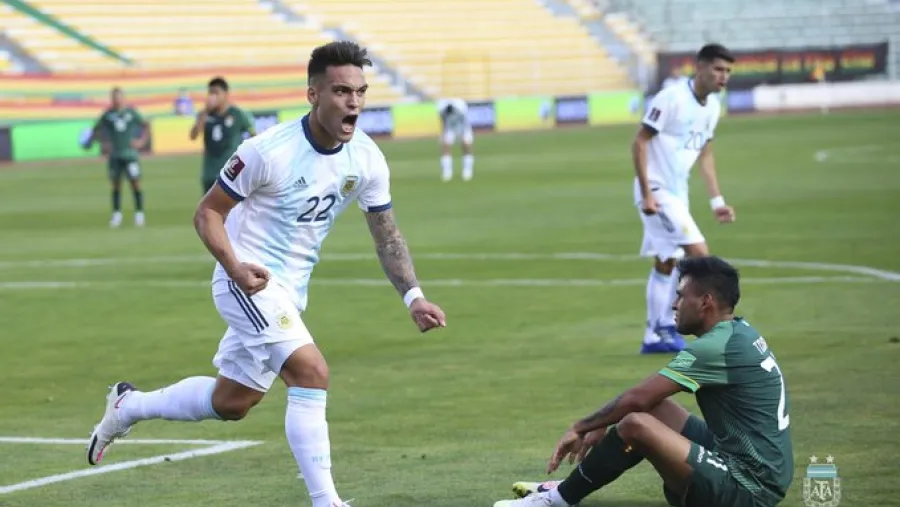 Argentina reaccionó en la altura de La Paz y logró un histórico triunfo ante Bolivia
