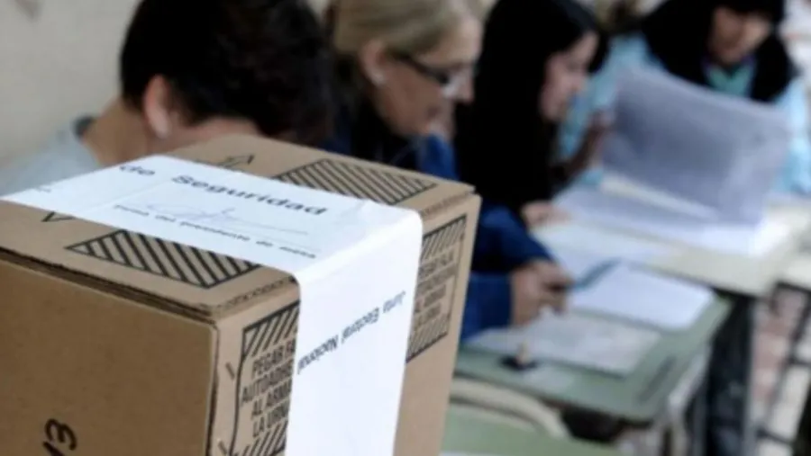 Estrategia. La mayoría de las provincias decidió desdoblar, Entre Ríos es una de las excepciones.