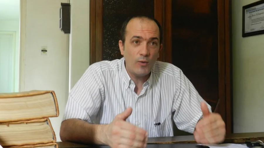 Carlos Elgart, consultor político