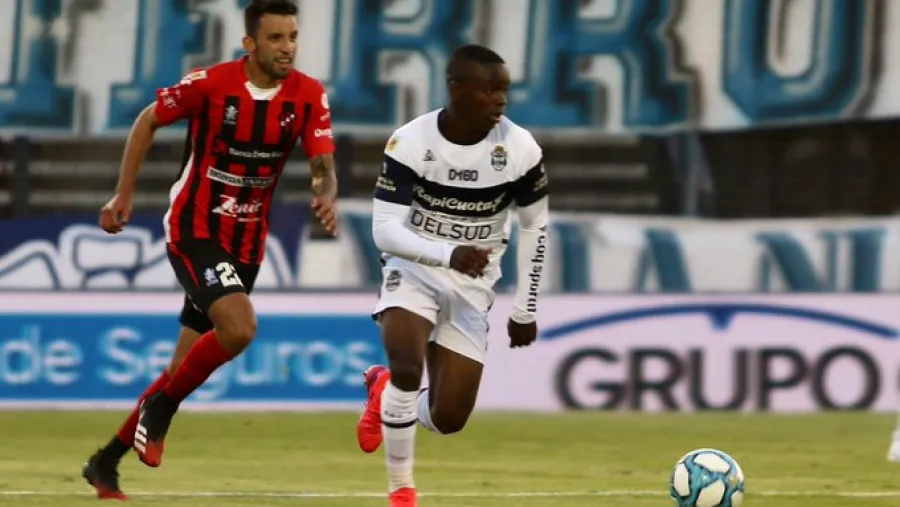 Gimnasia-Patronato Patronato sufrió un duro revés ante Gimnasia en el regreso oficial del fútbol argentino
